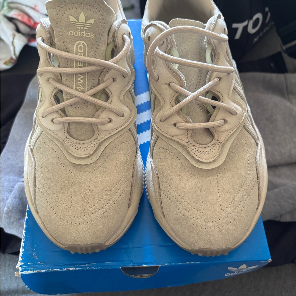 Adidas Tan Sneakers Modern Knit Design